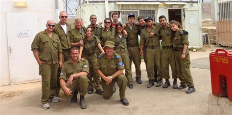 Israeli Army Volunteer Program